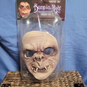 Bump In‎ The Night  Vampire Bat Foam Latex Appliance NWT Theater Halloween